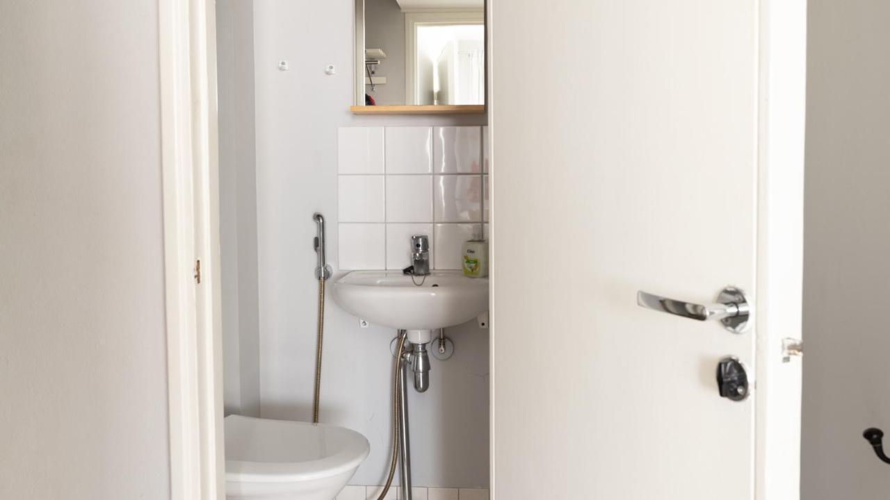 2Ndhomes Modern & Central 1Br Top Floor Home Helsingfors Exteriör bild